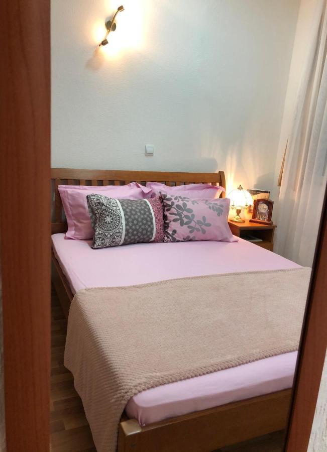 Guest House Nuhii Улцинь Екстер'єр фото