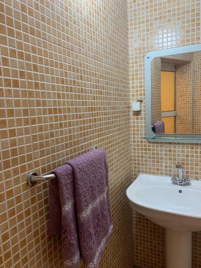 Guest House Nuhii Улцинь Екстер'єр фото